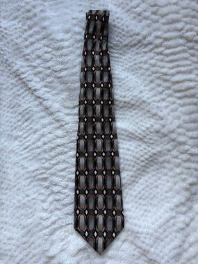 Jay Jacobs Geometric Pattern Gray & Black Necktie